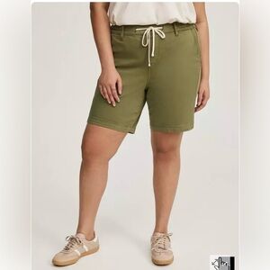 NEW! Torrid Weekend Mid-Rise Bermuda Shorts
